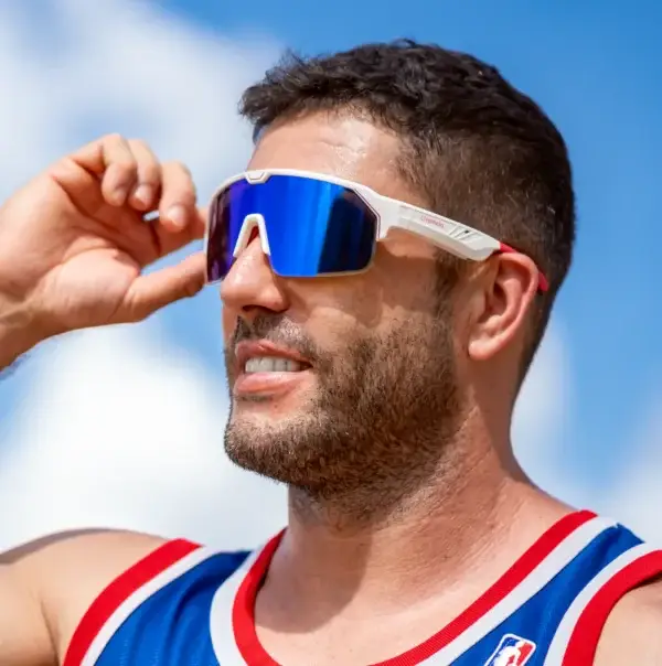 Limited-Time Sale for Summer Surprises AED 99د.إ:Tint-adjustable sports sunglasses with built-in audio - Image 8